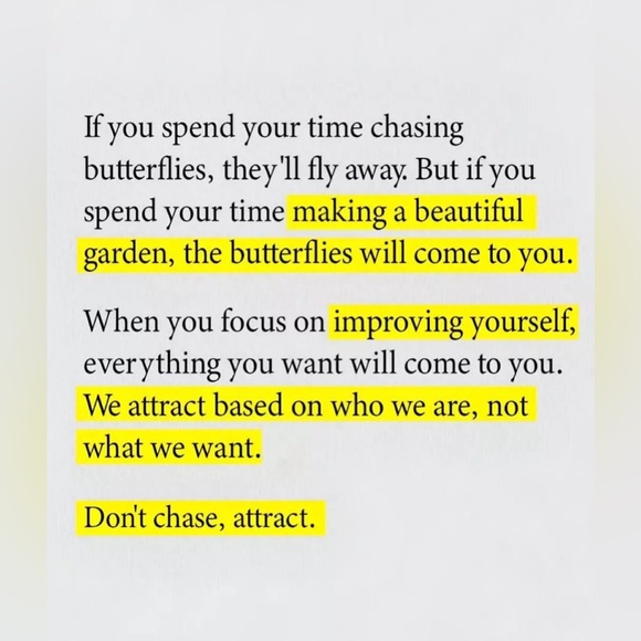 Meet your Posher, Madalynne ππ·βοΈπ°πͺ΄ - Picture 5 of 6